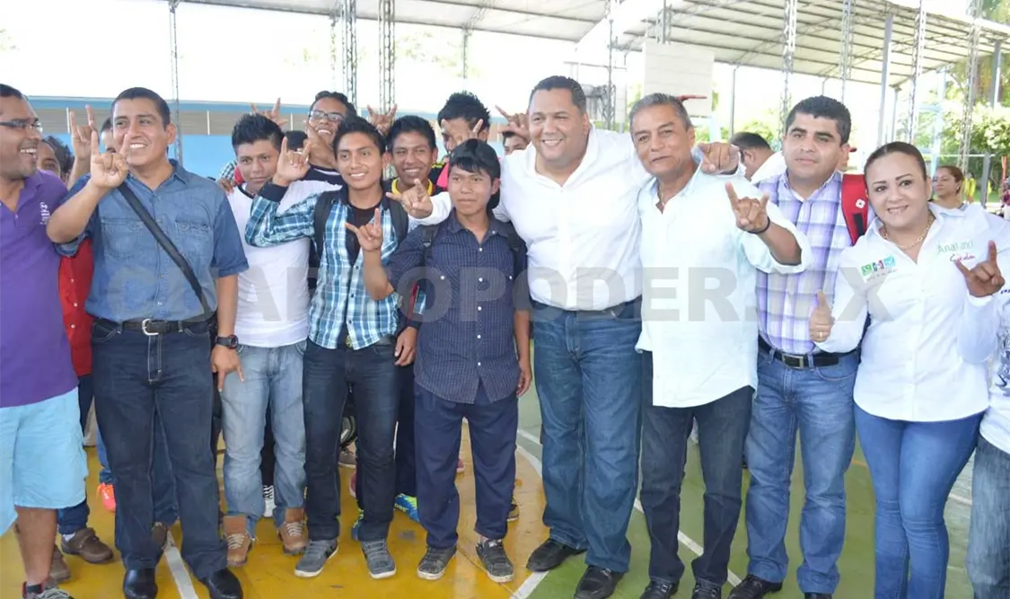 El evento fue inaugurado por Neftalí del Toro. CP
