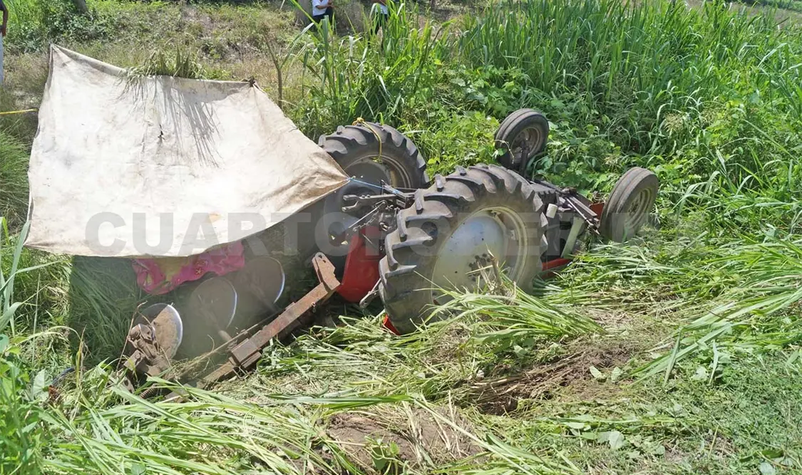 Muere campesino aplastado por tractor