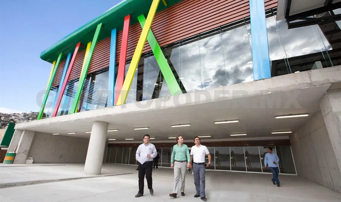 Manuel Velasco supervisó la Terminal de Corto Recorrido