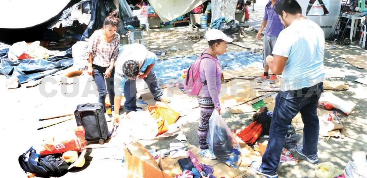 Los docentes chiapanecos regresan a las escuela