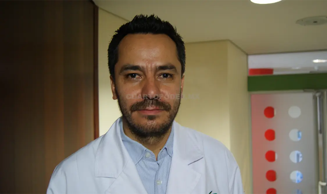 Alejandro Santillán Montelongo, neurocirujano del Hospital Regional de Alta Especialidad “Ciudad Salud”. A. L. M. / CP
