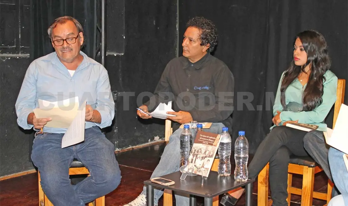 La presentación del libro en La Puerta Abierta