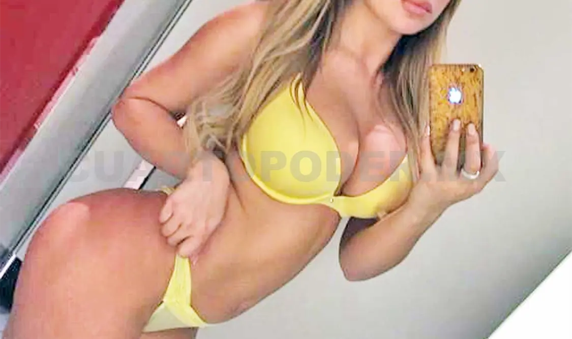 Anastasiya Kvitko posa al estilo Kim