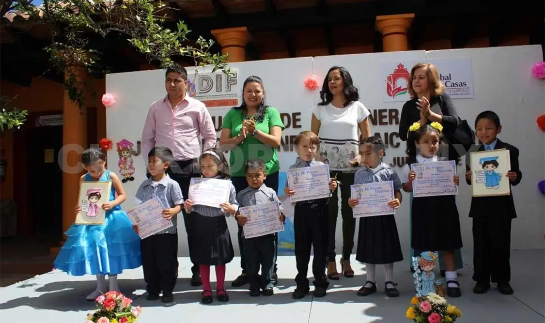 Clausura ciclo escolar Centro de Asistencia