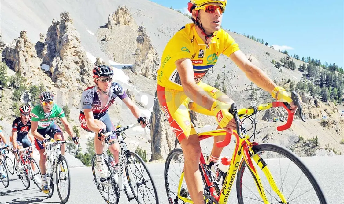 Unen fuerzas para controlar dopaje en Tour