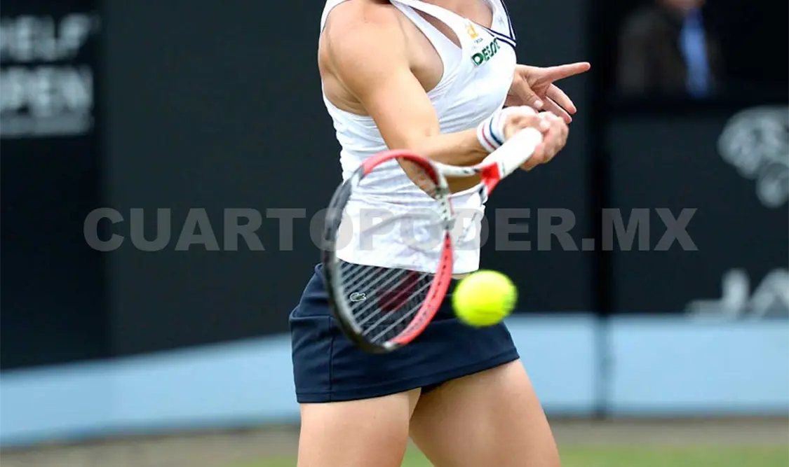Sorprenden a Bouchard y Halep en Wimbledon