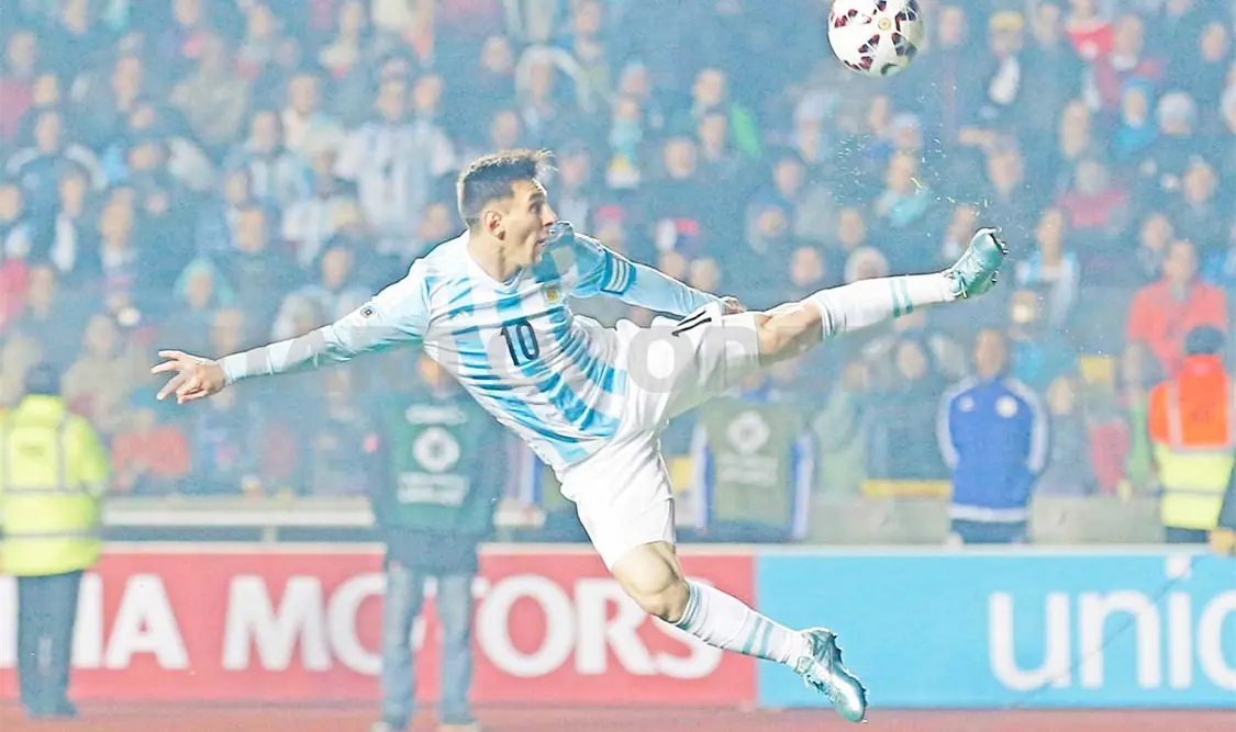 Argentina atropelló a Paraguay y es finalista