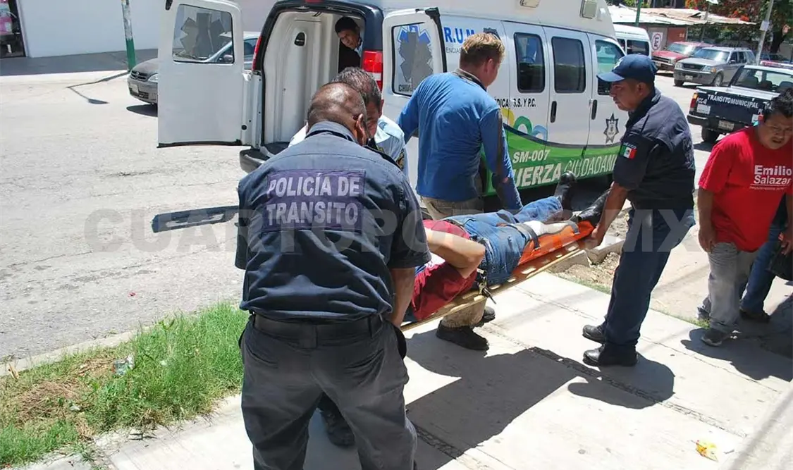 Colisionan perro y “caballo de acero” en Tuxtla