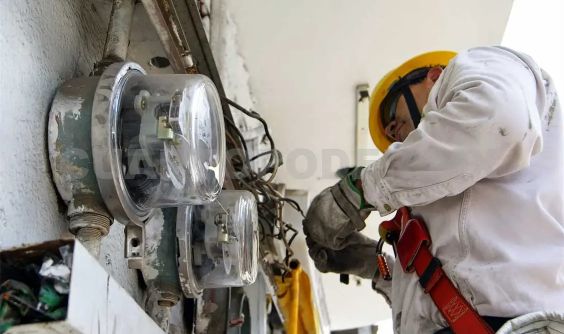 Van 7 meses de tarifas eléctricas a la baja