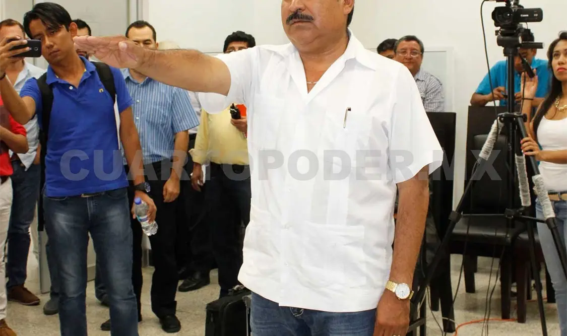 Protesta nuevo diputado local