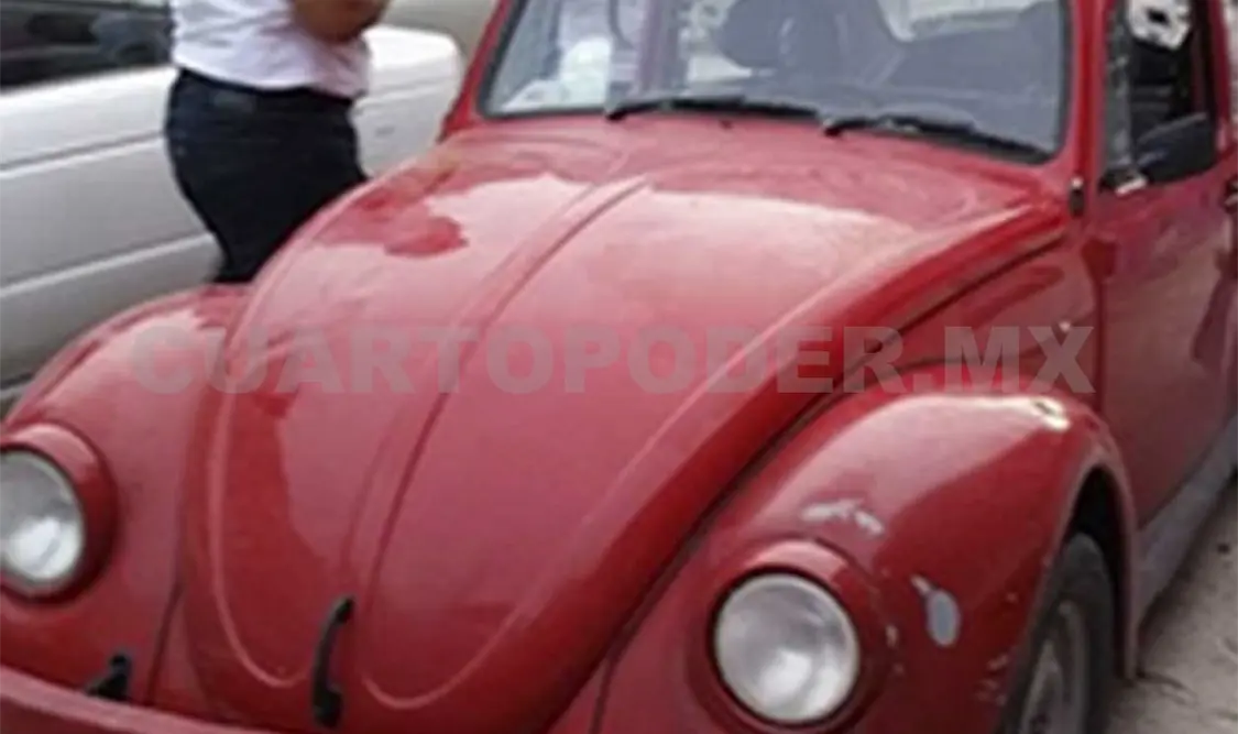 Auto oficial donde se realizaban el delito electoral. CP