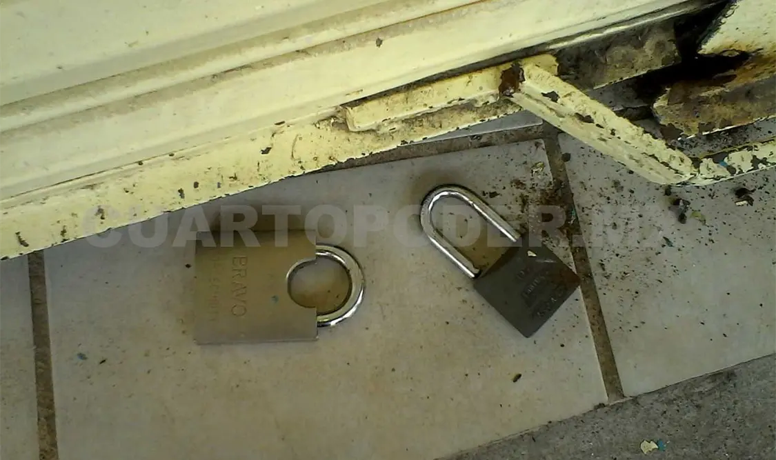 Locales saqueados por banda de ladrones
