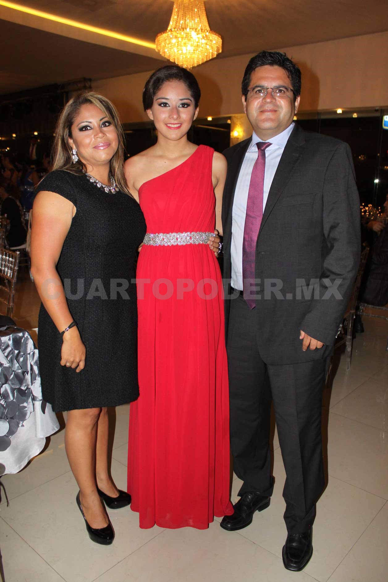 Fiesta para guapas quinceañeras