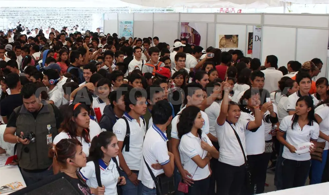 Buscan evitar las adicciones en los jóvenes. A. L. M. / CP