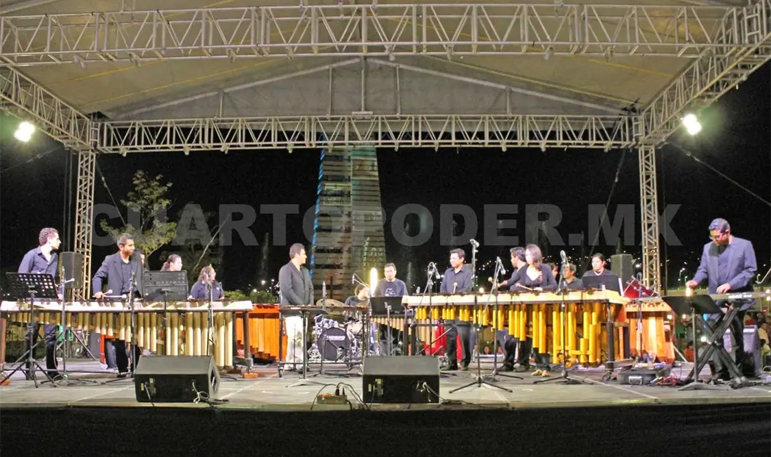 Músicos en Festival Tuxtleco de la Cultura