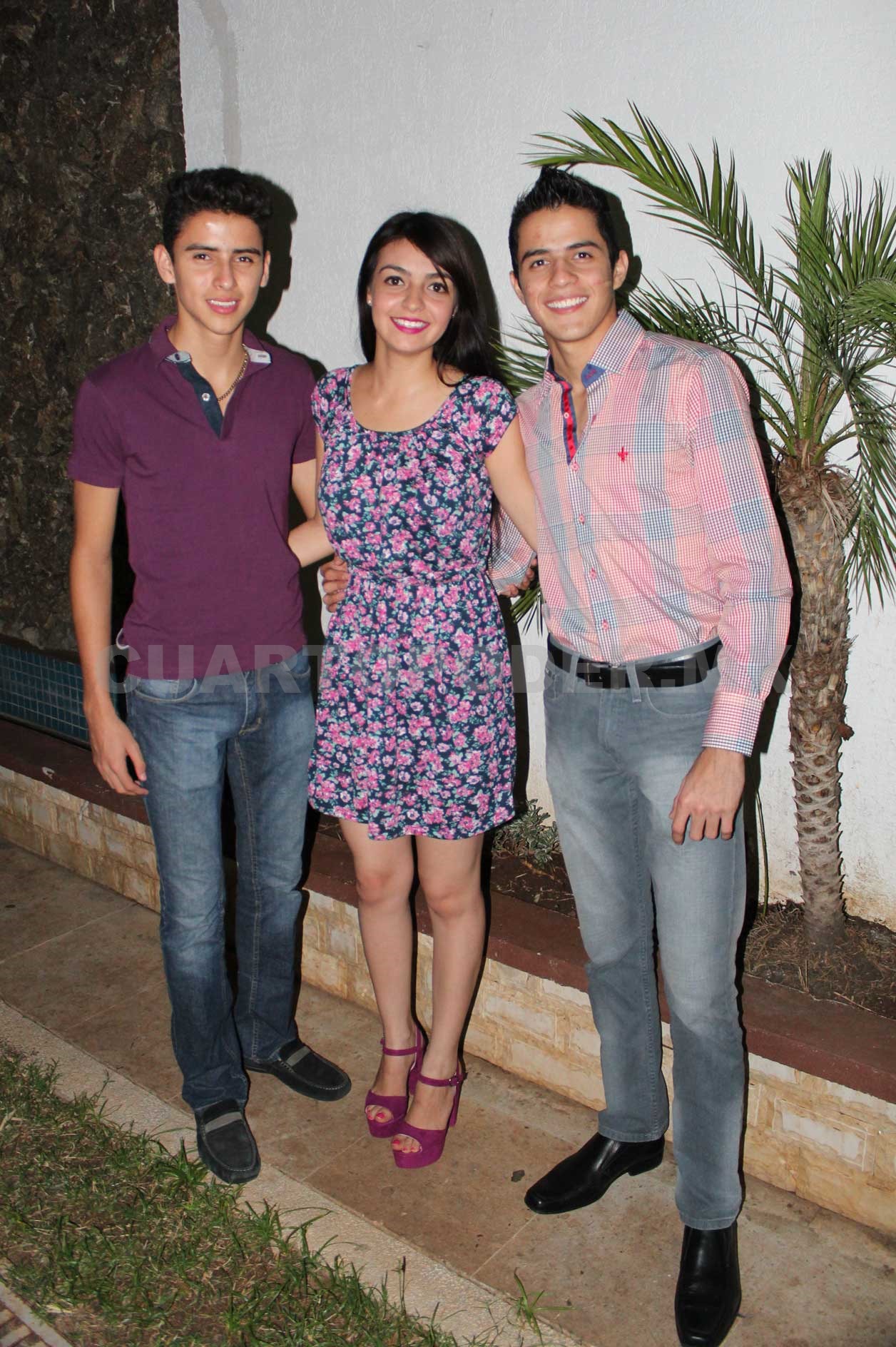 Amigos celebraron juntos un año más