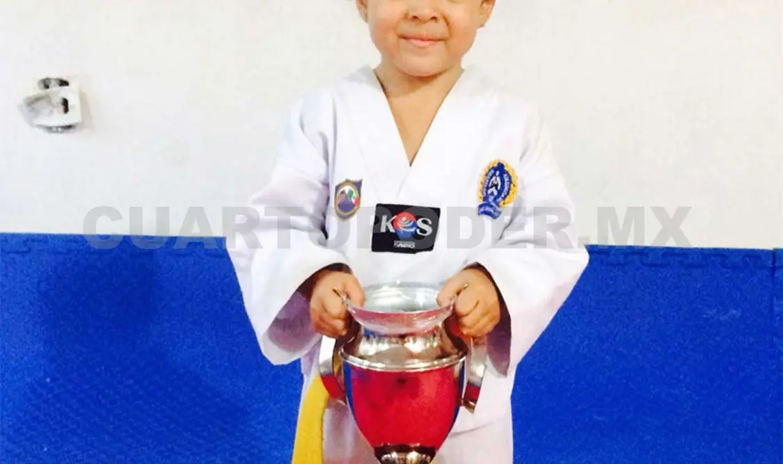 Da sus primeros pasos en el Tae Kwon Do