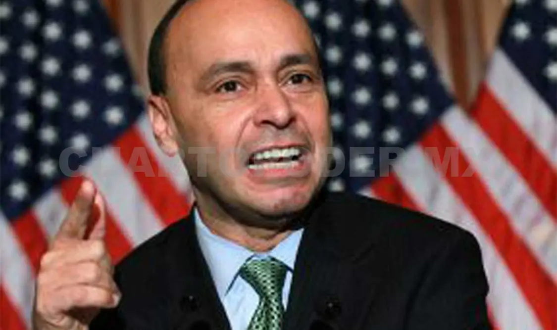Naturalizar a latinos es el antídoto contra Trump