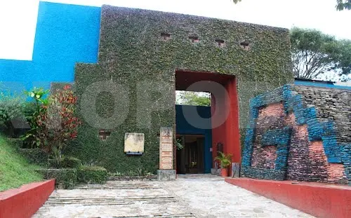 El Museo de Sitio se ubica en una explanada rectangular. Cortesía