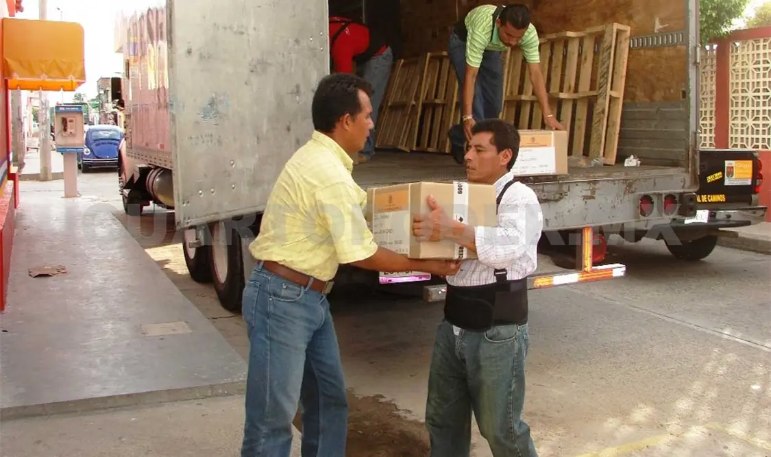 Inicia entrega de paquetería electoral
