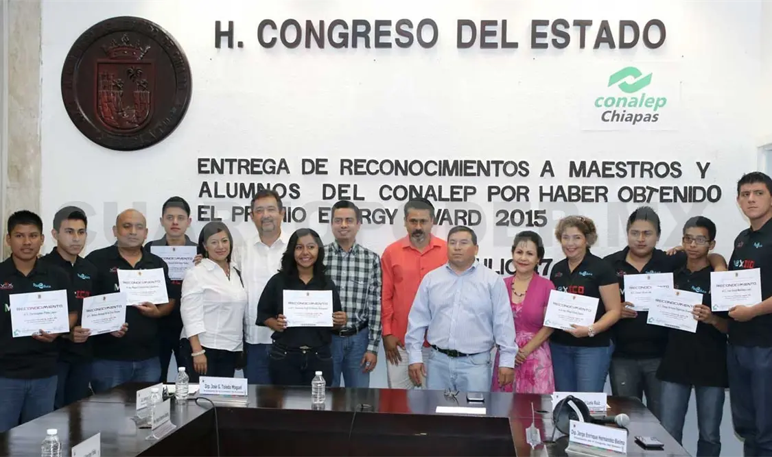 Reciben a campeones de robótica Energy