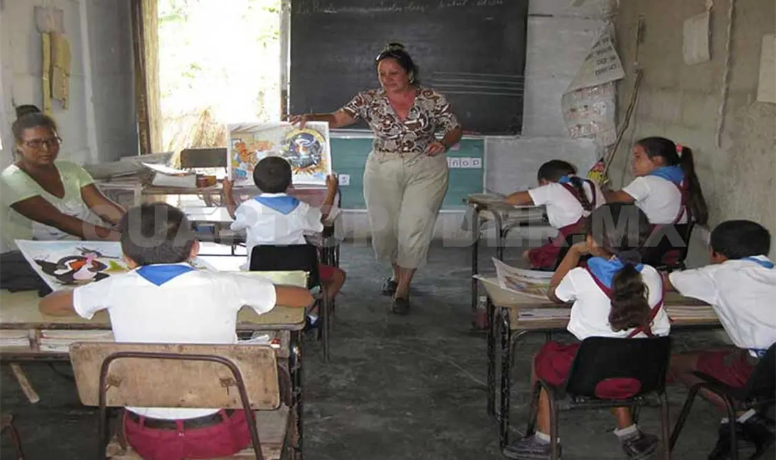 El programa Escuelas México beneficia a 6 mil 790 alumnos de escuelas públicas de 9 departamentos del país. Agencias