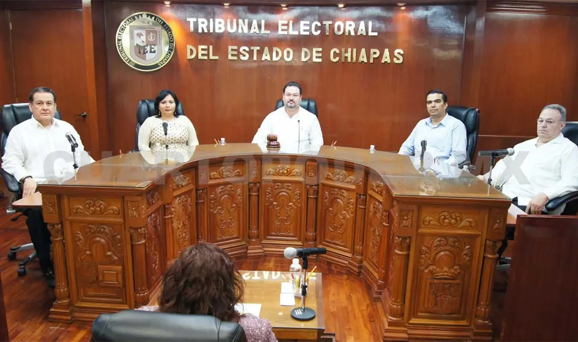 Desechan demanda por falta de documentación