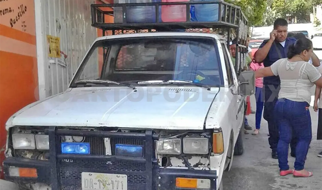 Estaquitas sin frenos atropella a madre e hijo