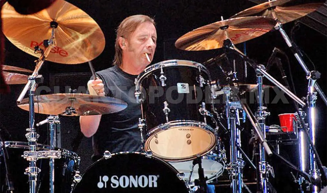 Arrestan de nuevo al baterista de AC/DC