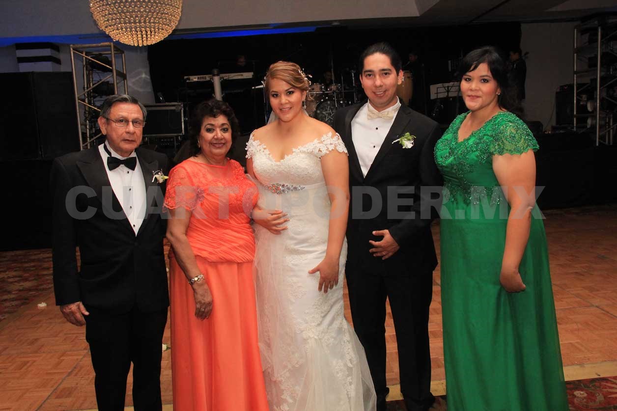 Maluye y Juan Pablo se unen en matrimonio