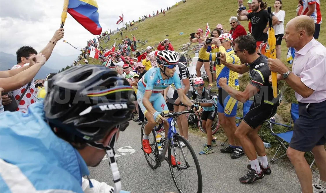 Vincenzo Nibali gana etapa 19 del Tour