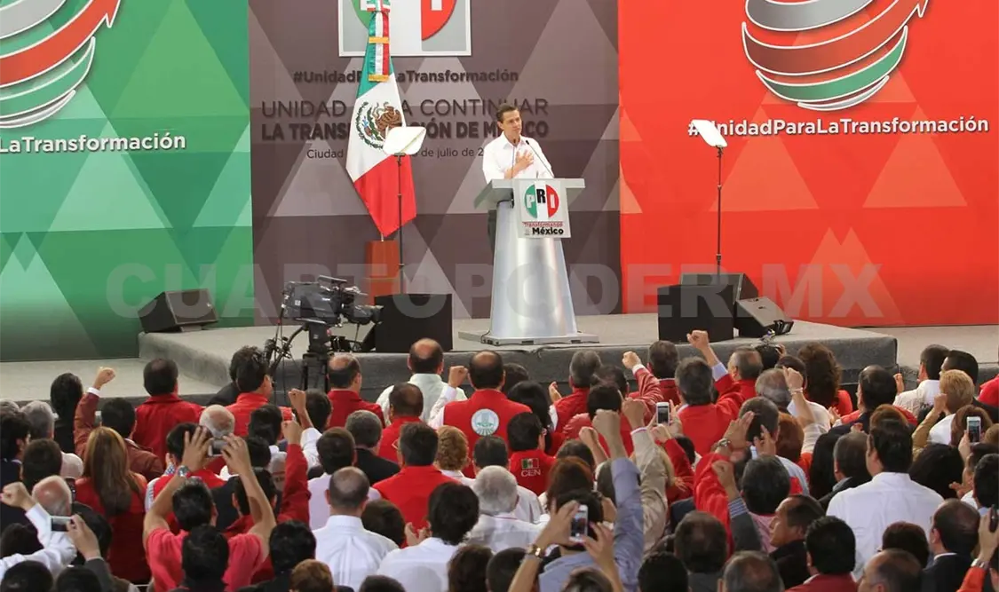 Acompañado por la dirigencia nacional de ese partido, Peña admitió que “con lealtad inquebrantable, los priistas han acompañado a su presidente en su responsabilidad de cumplirle a México”.