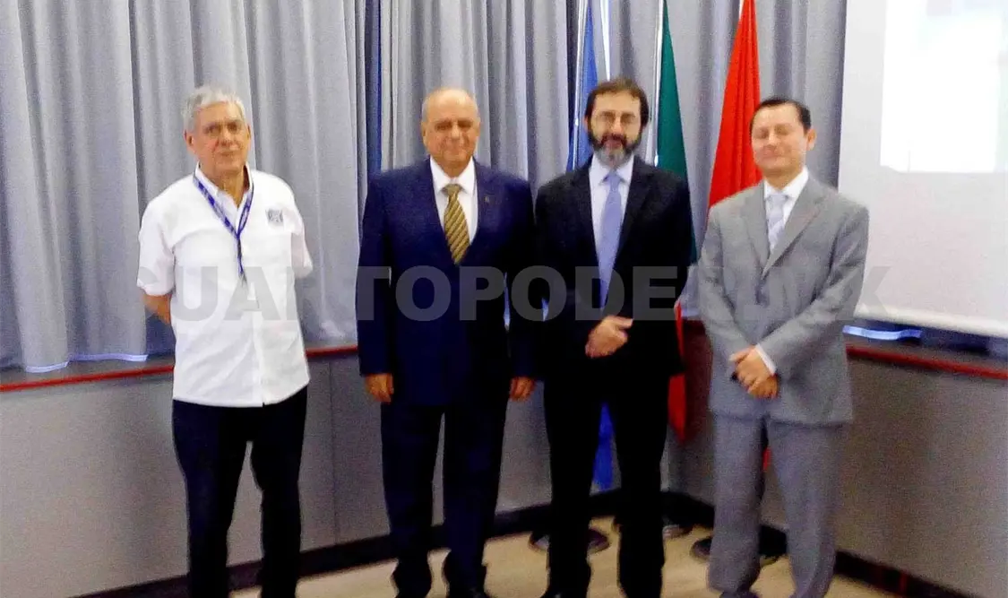 Estrechan vínculos con centro de física