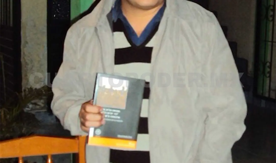 El autor en la presentación del libro. Archivo
