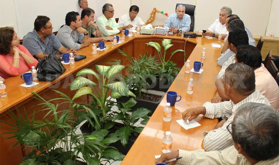 Secretario del Campo se reúne con productores de la Región Costa