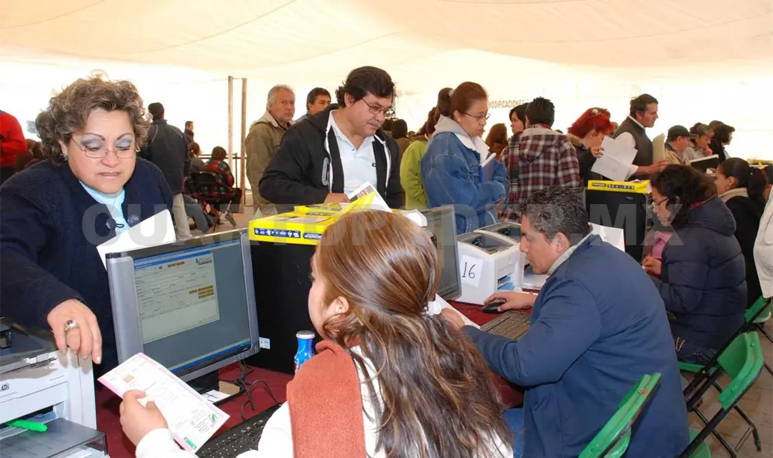 SAT presenta Informe Tributario