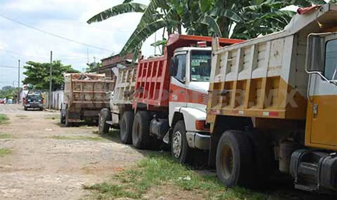 Prevén resolver conflicto entre transportistas