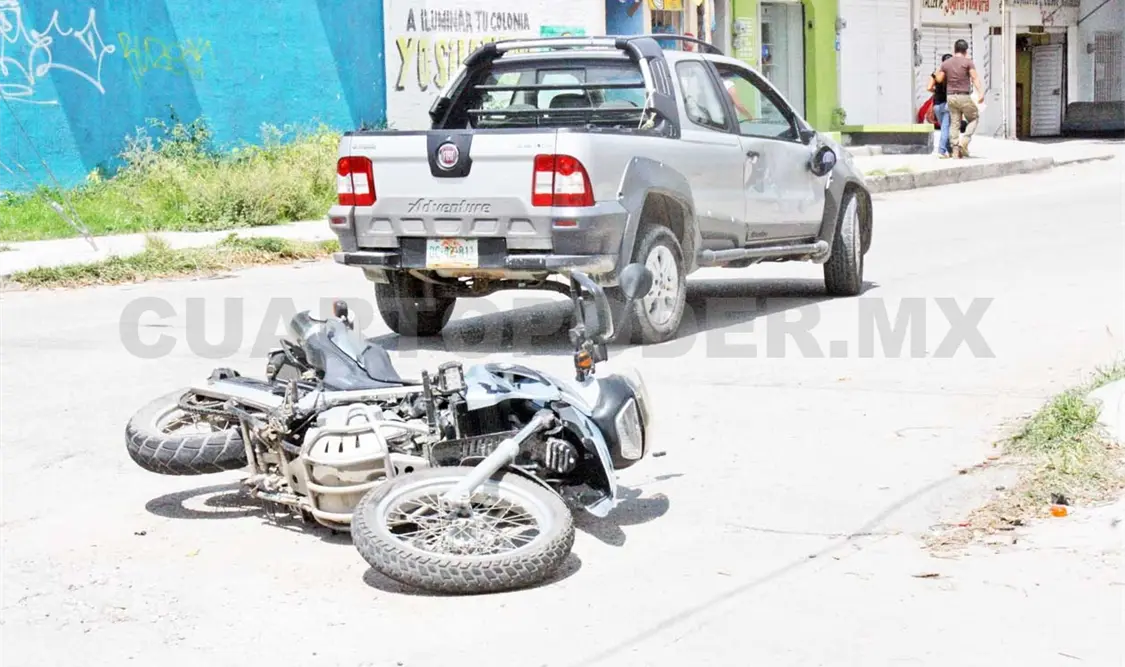 Tres lesionados en accidente vial