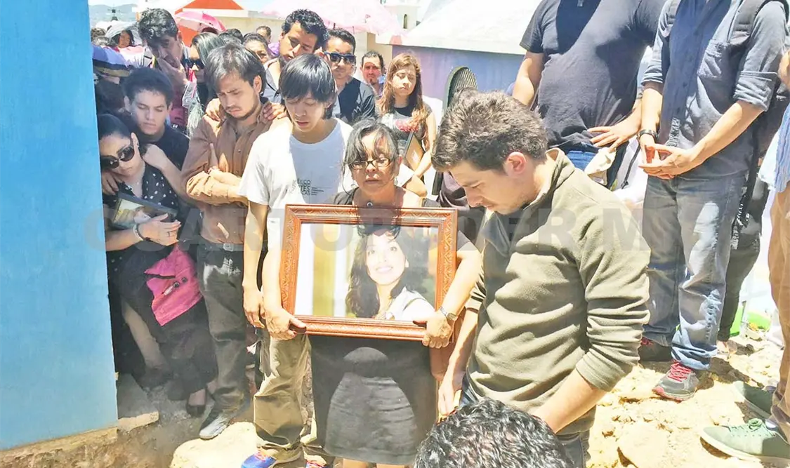 Dan el último adiós a Nadia Vera