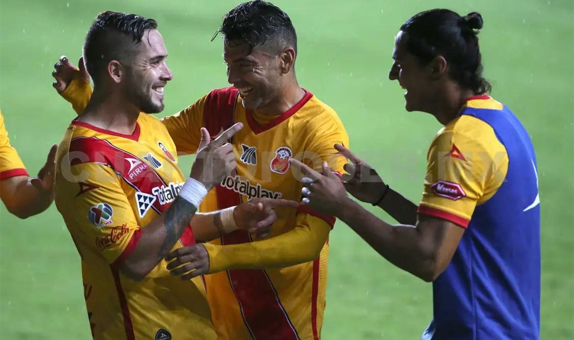 Contento por buen arranque de Morelia