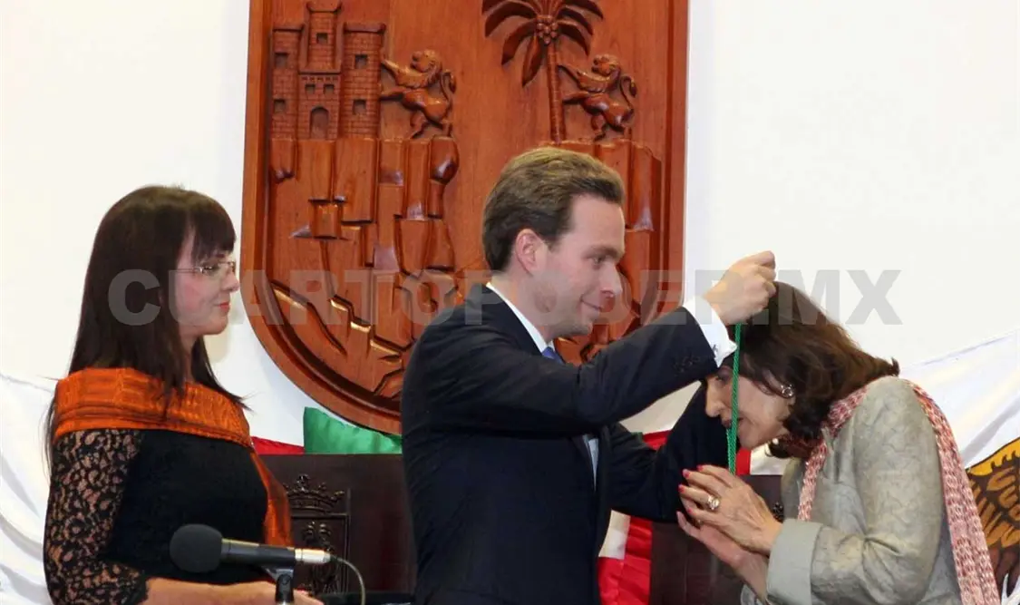 Hoy, la Medalla Rosario Castellanos