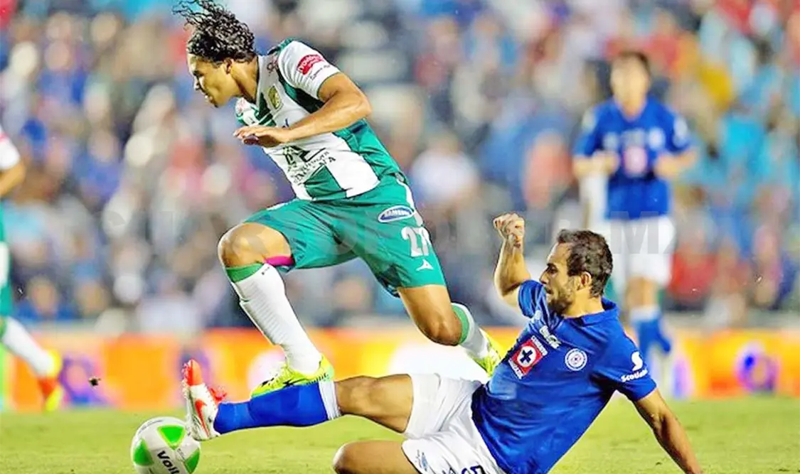 Cruz Azul recibe al líder León