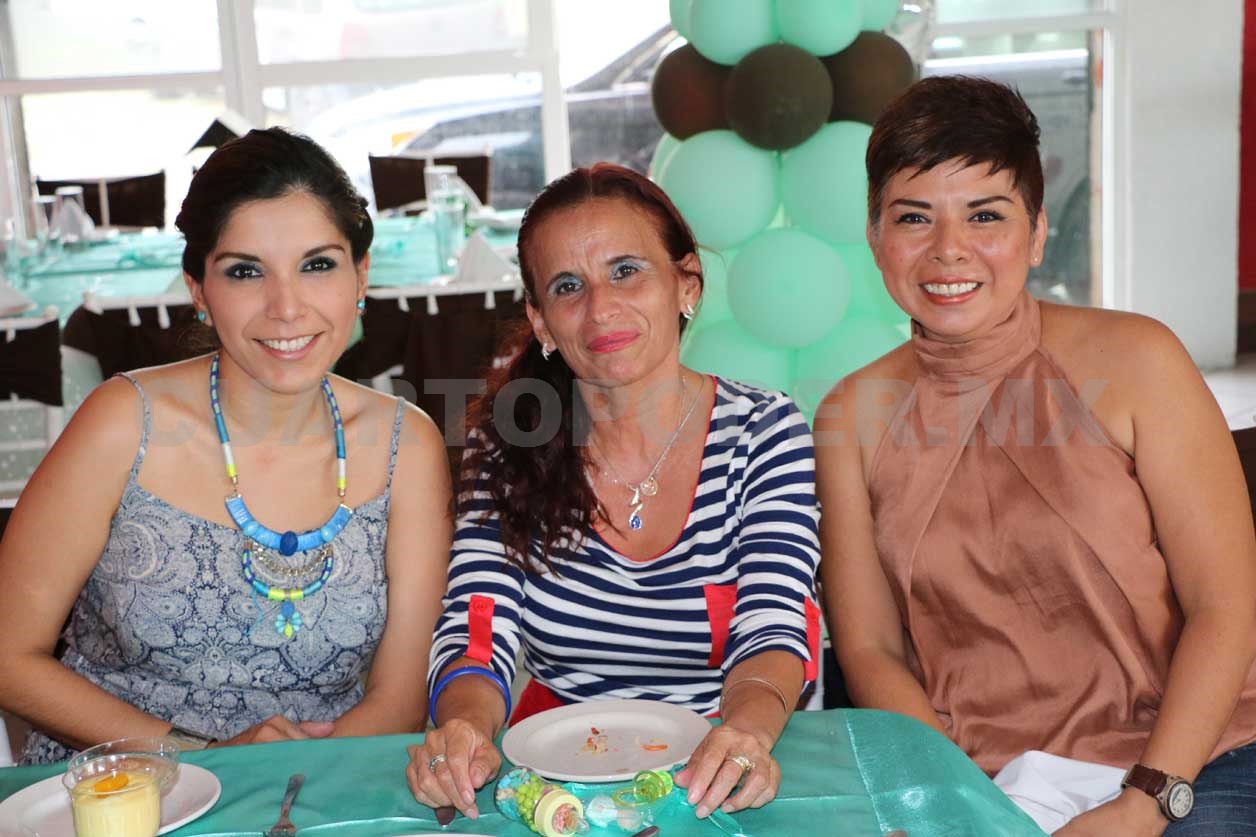 Brenda en espera de un lindo bebé