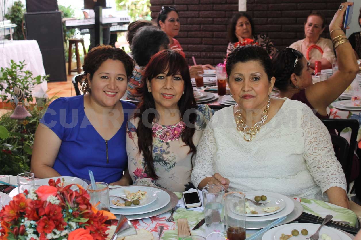 Lupita cumplió 60 años