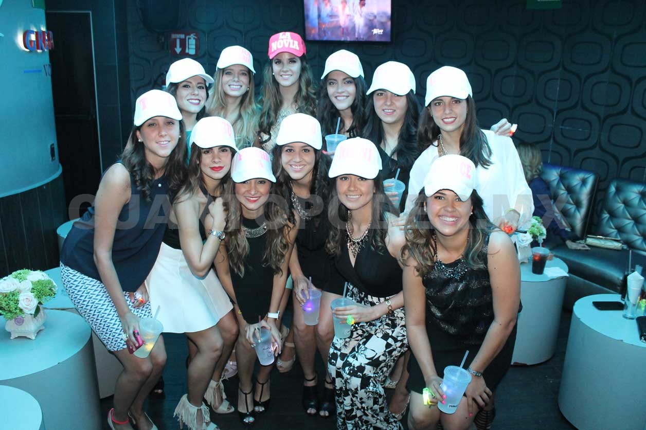 Despedida de soltera para María