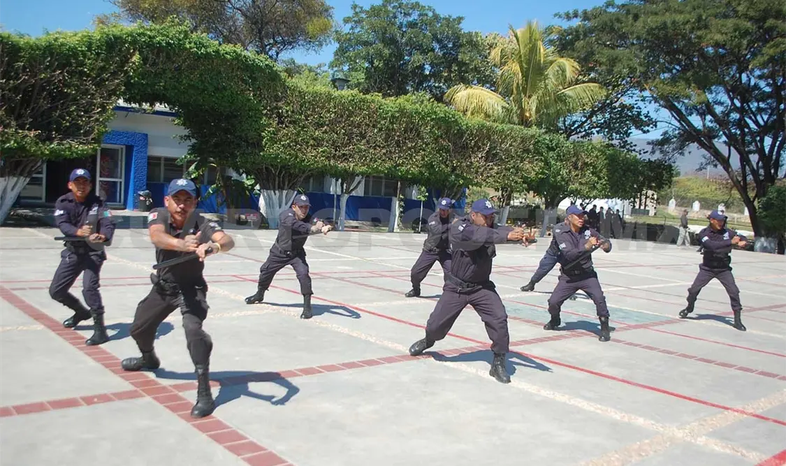 Menos del 30% de la Policía Municipal está armada