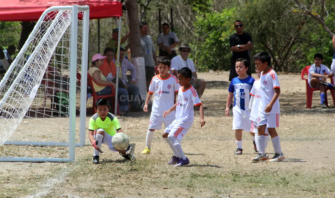 Participan las categorías infantil menor, mayor, pony y niños héroes, así como juvenil A y B. Alejandro Aguilar/CP