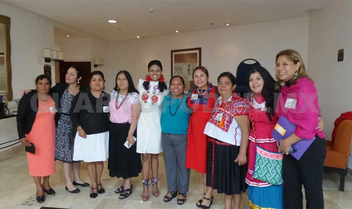 Alcaldesa participa en reunión nacional