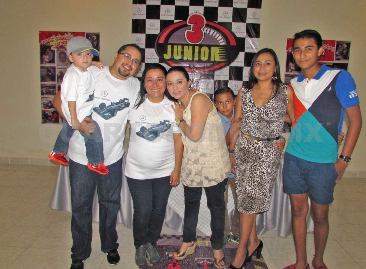Juan Antonio celebró su cumple número 3