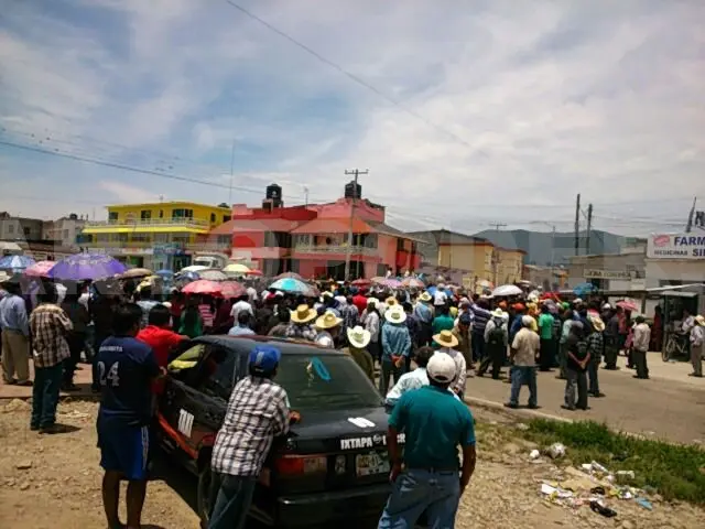 Retoman la protesta contra los resultados electorales municipales en Ixtapa. Cortesía. CP